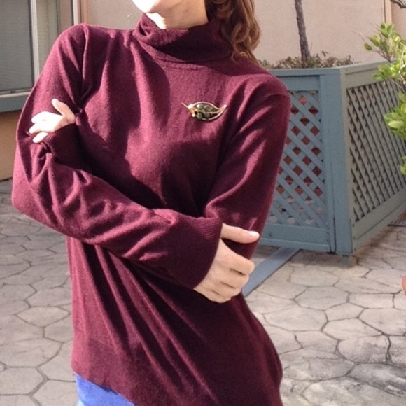 Jade Like Green Stone Vintage Leaf Pin - Picture 3 of 5